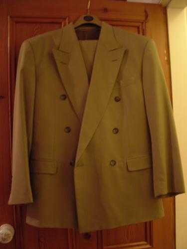 Superb Olive Suit