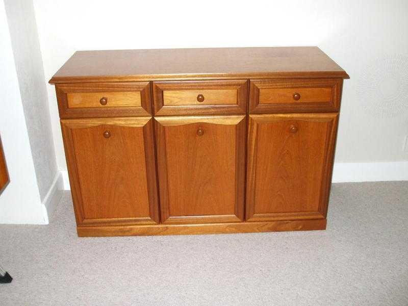 SUTCLIFFE quotTrafalgarquot Sideboard