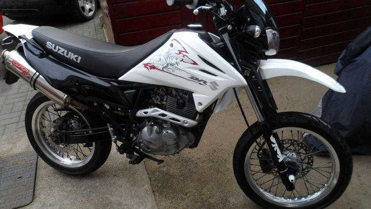 Suzuki DR 125 2012