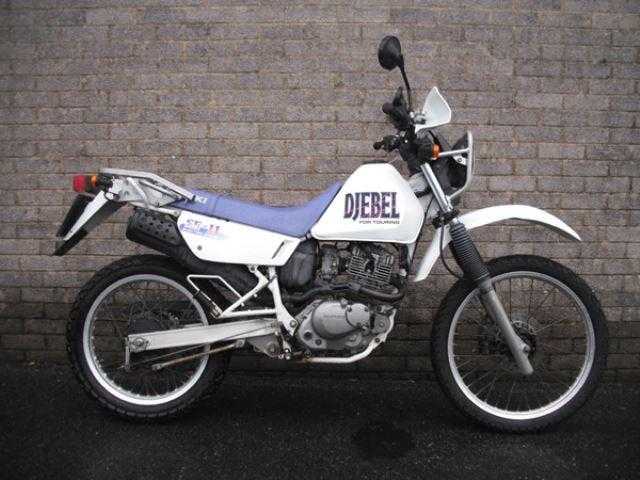 Suzuki DR 1993