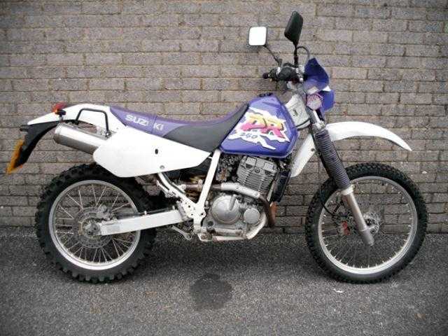 Suzuki DR 1996