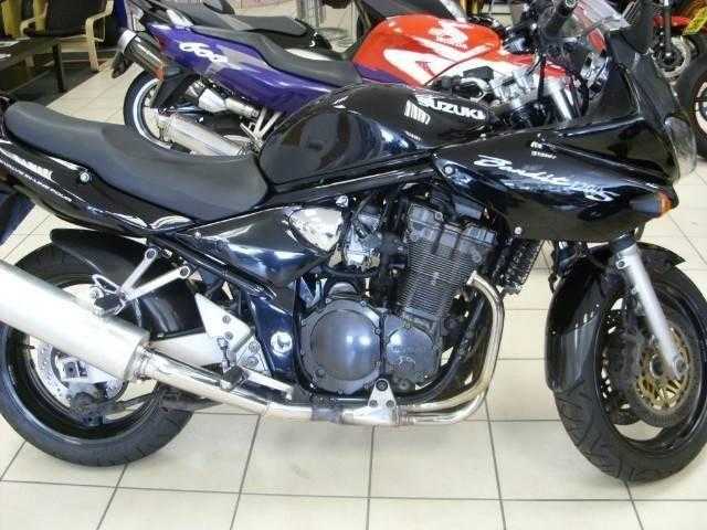 Suzuki GS 2002