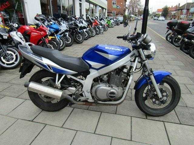 Suzuki GS 2003