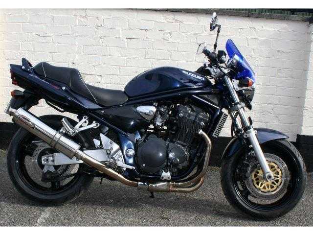 Suzuki GS 2004