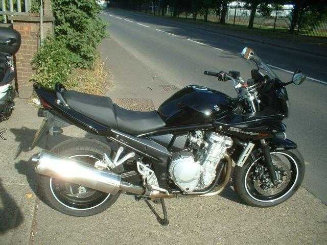 Suzuki GS 2007