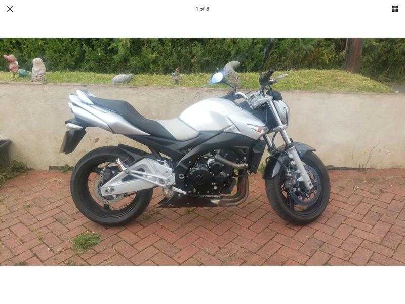 Suzuki GSR 600 2008