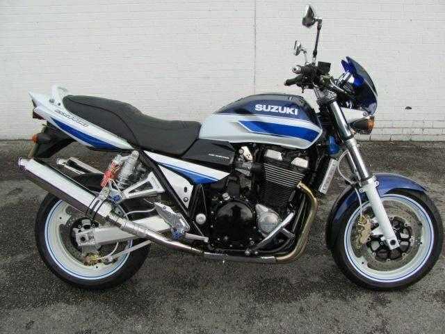 Suzuki GSX 2002