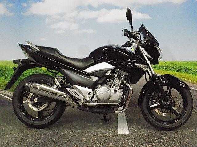 Suzuki GW250 2015