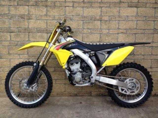 Suzuki RM