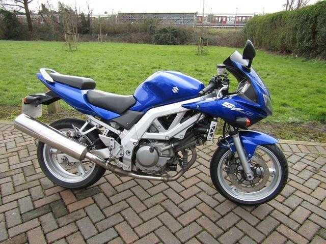 Suzuki SV 2004