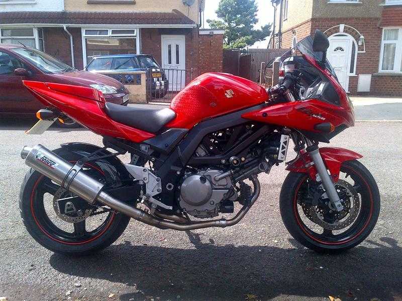 Suzuki SV650 2006 - excellent bike.