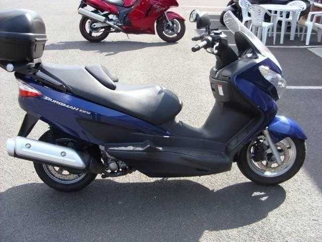 Suzuki UH 2009