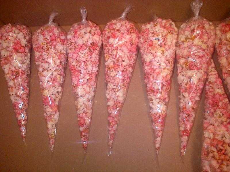 Sweet Pink amp White Strawberry Flavoured Popcorn