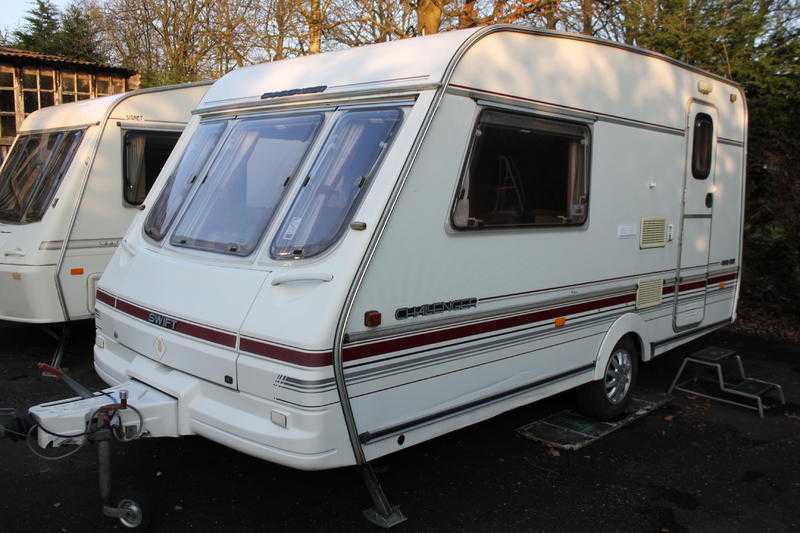 Swift Challenger 400se 2 Berth Caravan  Full Awning