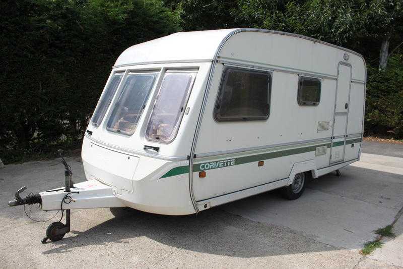 Swift Corvette 4 Berth Caravan  Full Bell Awning