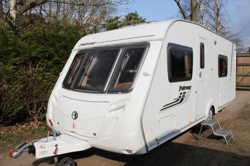 Swift Fairway 2009 4 Berth Fixed Bed, Motor Movers, Caravan