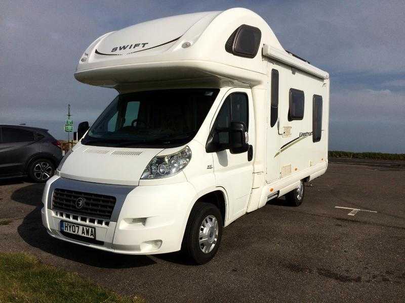 Swift Lifestyle 590RL Luxury Motorhome. Only 31,600 miles from new. Immaculate Condition.