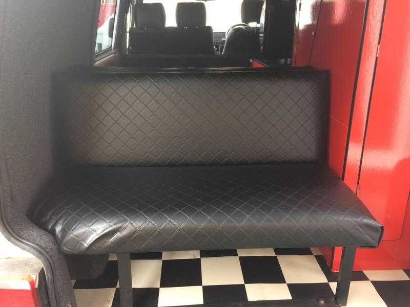 T4 34 rock and roll bed in black