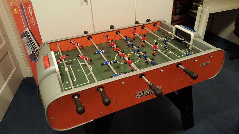 TABLE FOOTBALL WITH LEGS