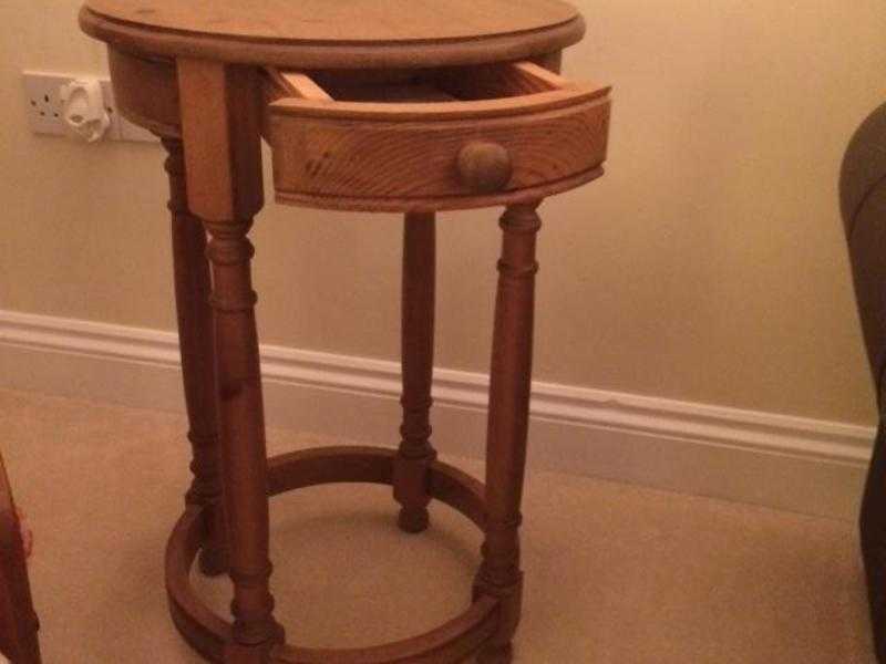 TALL SIDE TABLE