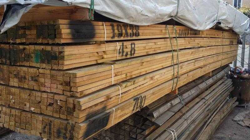 Tanalised Roofing Batten  Lath 4.8mtr lengths in packs of 10