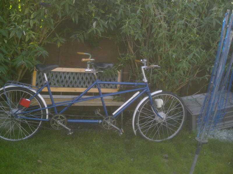 TANDEM BIKE