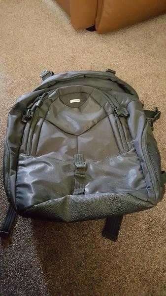 TARGUS LAPTOP BAG