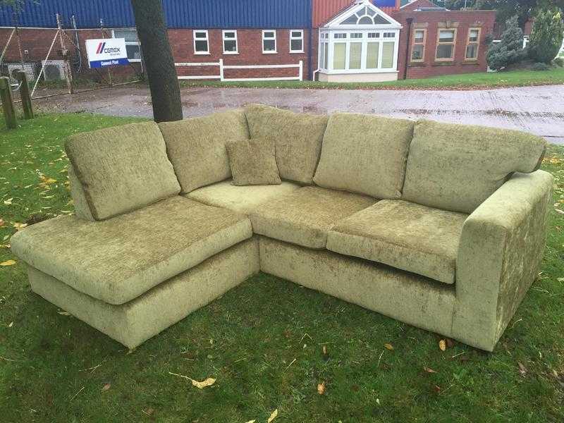 Taunton Left Hand Corner Sofa in Lime Green Chenille Fabric