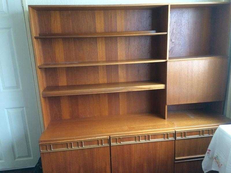 Teak lounge unit