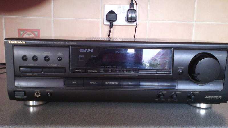 Technics AV receiver, surround sound  6x speakers