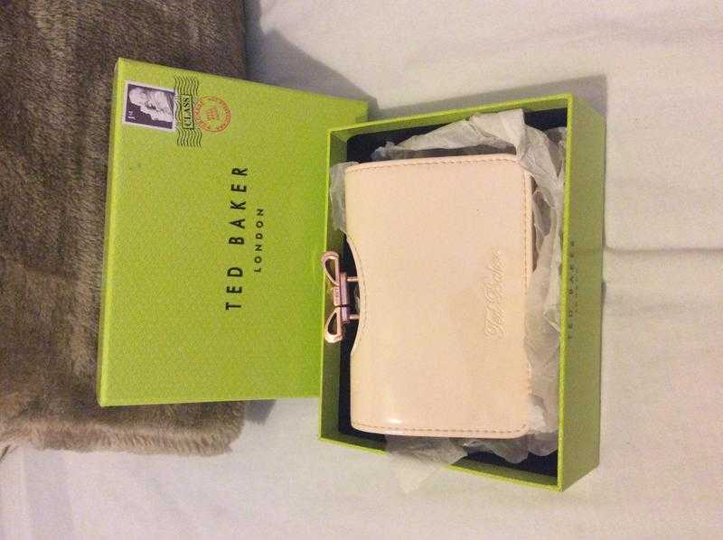 Ted baker purse- On hold