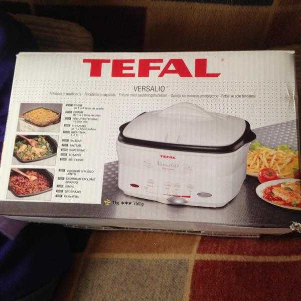 Tefal Electric Fryer New and Boxed