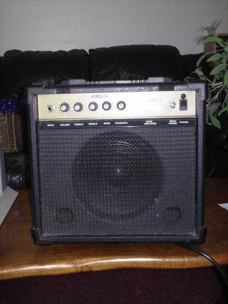 The Sound king SKAK20BA, Bass Amplifier.