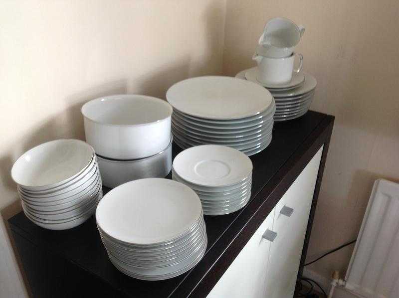 Thomas bone china 10 piece settings