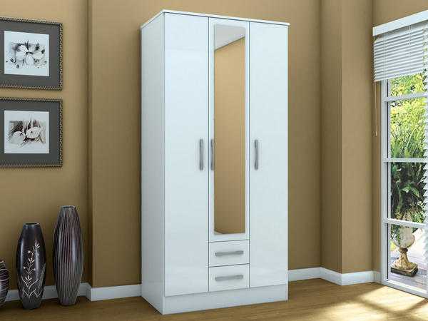 Three door 2 drawer wardrobe with mirror in the middle, massively discounted wardrobes, call now