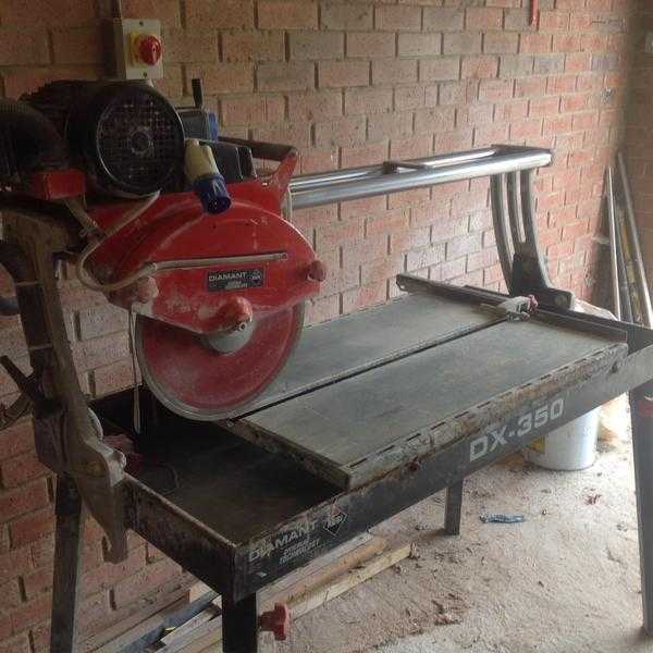 Tile cutter 240v Rubi Diamant DX350 Wet Tile Cutter