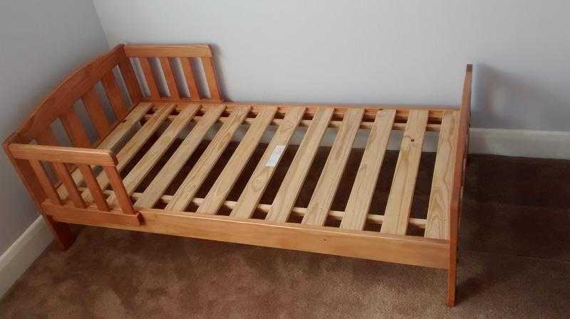 Toddler Bed (with mattress and bedding)