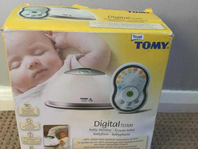 Tomy TD300 Digital Sleeping Infant monitor with temperature function