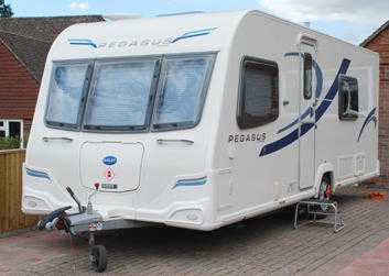 TOURING CARAVAN BAILEY PEGASUS II