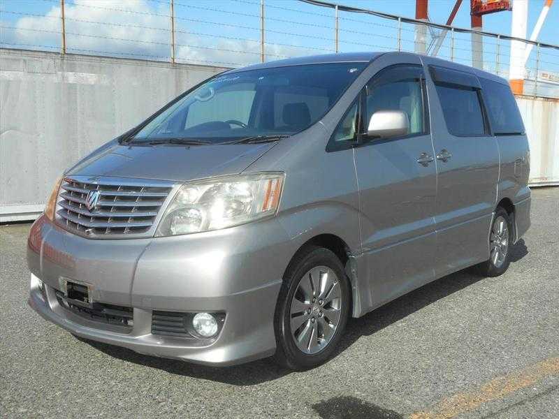 Toyota Alphard Year 2004 only 45,000 miles