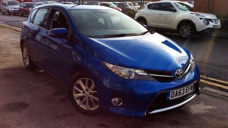 Toyota Auris 2013