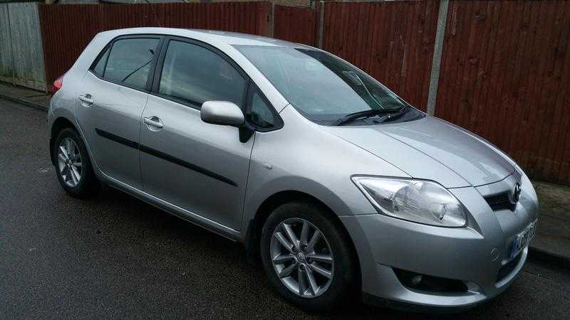 Toyota Auris Petrol 1.33 VVT-i TR 5dr Manual Silver Hatchback Car for Quick Sale