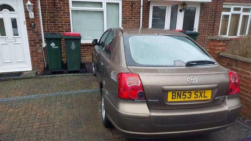 Toyota Avensis 2003