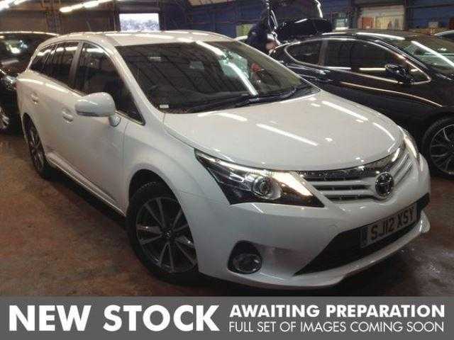 Toyota Avensis 2012