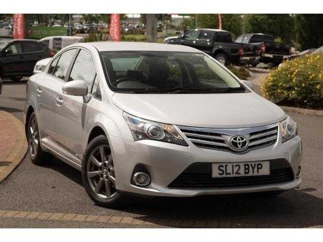 Toyota Avensis 2012