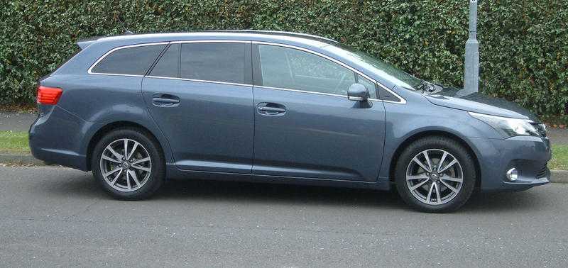 Toyota Avensis 2012 (61)