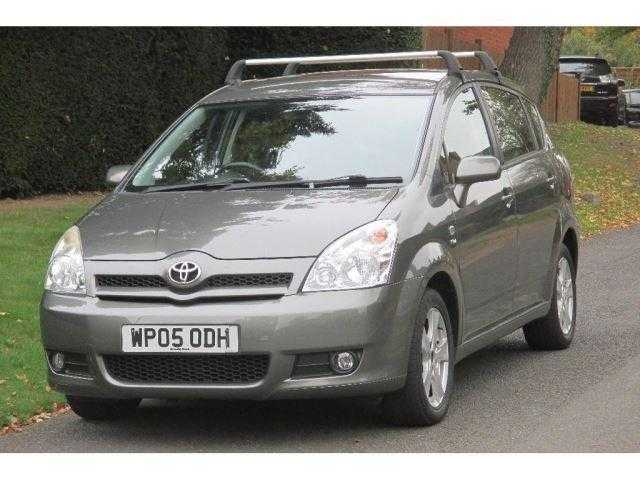 Toyota Corolla Verso 2005