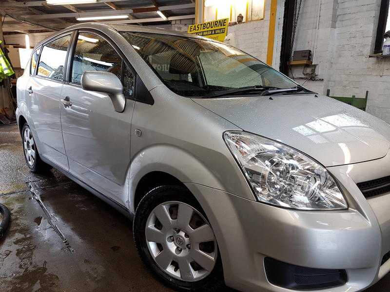 TOYOTA   COROLLA   VERSO D4D 2007  80,010 k mileage.