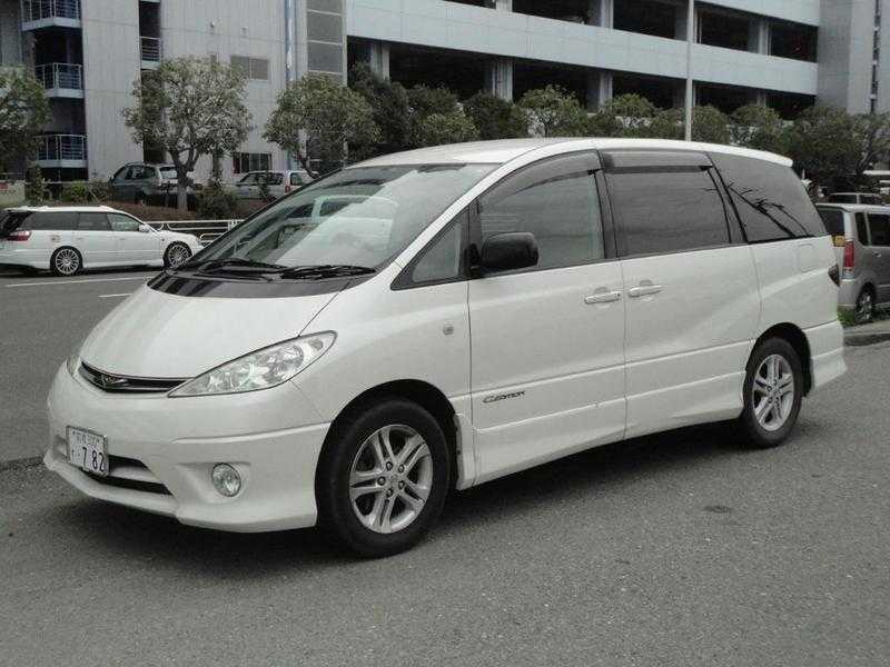 Toyota Estima 2004