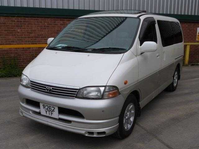 Toyota Granvia 1997